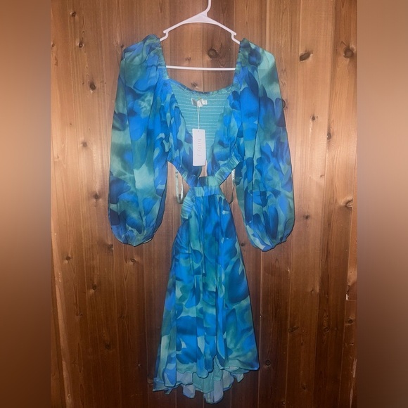 NWT billy j. Xarissa Blue and Green Mini Dress Size 8 - Picture 3 of 6